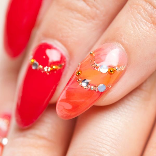 上野にあるネイルサロンはグラデーションの施術に定評があります